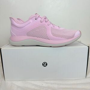 LULULEMON Chargefeel Low Workout Shoe 6.5 Meadowsweet Pink /Vapor / Pink Peony